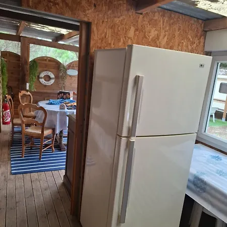 Cote مكان تخييم